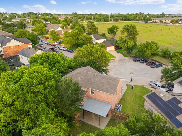 336 Timbercreek Court, Princeton, TX 75407
