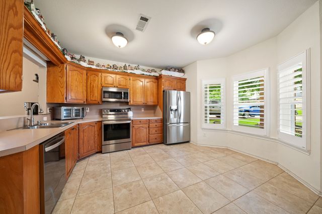 336 Timbercreek Court, Princeton, TX 75407