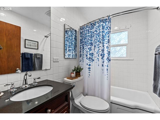 2343 WILBUR Ave, Eugene, OR 97402