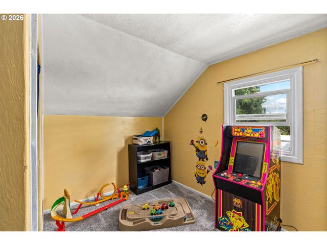 2343 WILBUR Ave, Eugene, OR 97402