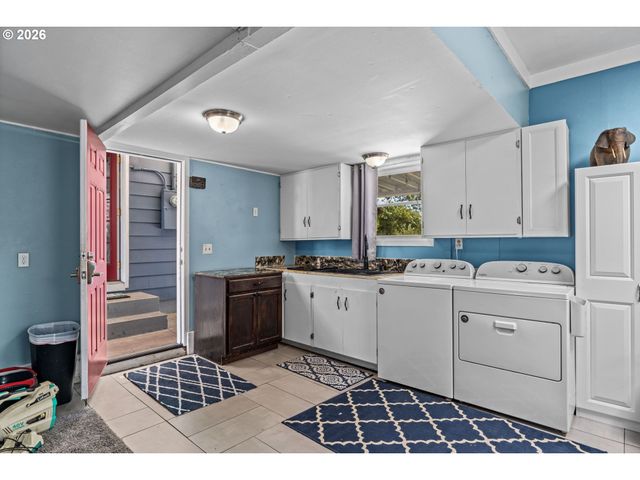 2343 WILBUR Ave, Eugene, OR 97402