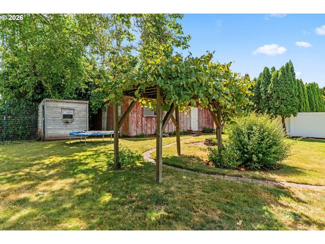 2343 WILBUR Ave, Eugene, OR 97402