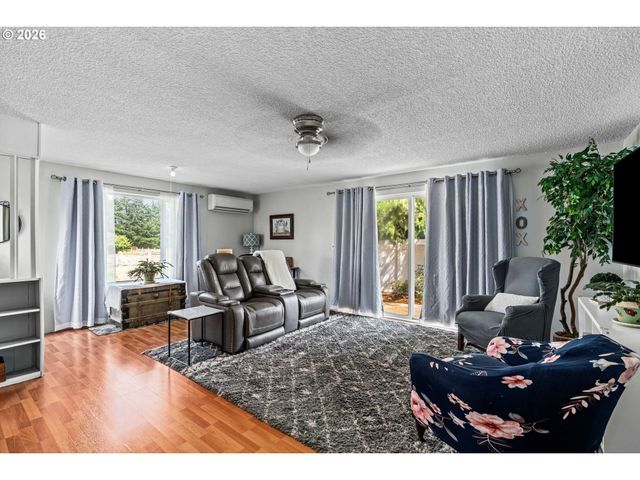 2343 WILBUR Ave, Eugene, OR 97402