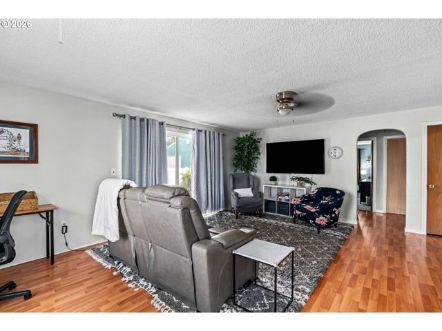 2343 WILBUR Ave, Eugene, OR 97402