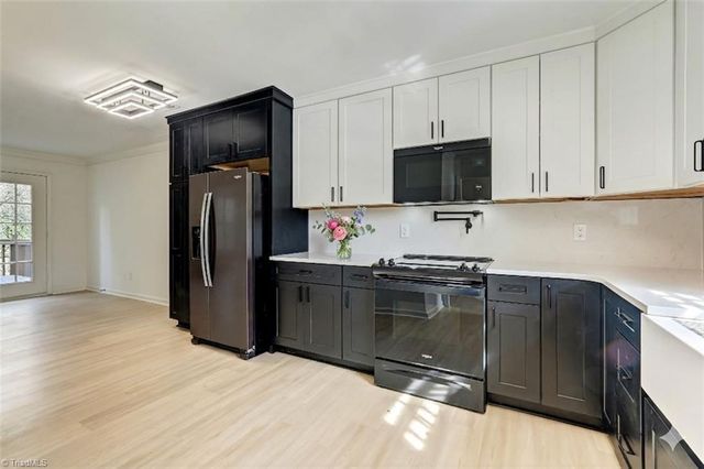 1813 North Winds Drive, Winston-salem, NC 27127