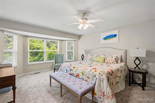 3585 Lakeview Heights Drive, St Louis, MO 63129