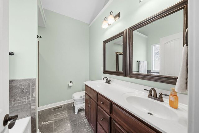 3764 Windmill Dr, Clarksville, TN 37040