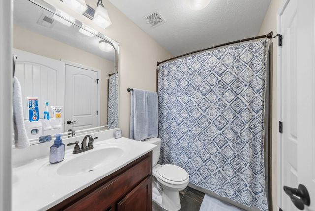 3764 Windmill Dr, Clarksville, TN 37040