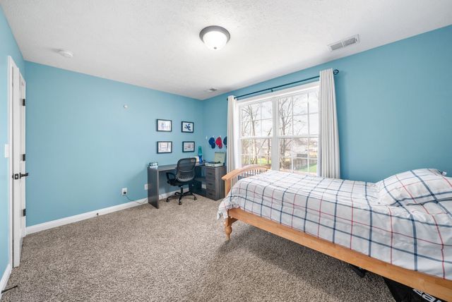 3764 Windmill Dr, Clarksville, TN 37040