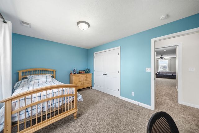 3764 Windmill Dr, Clarksville, TN 37040