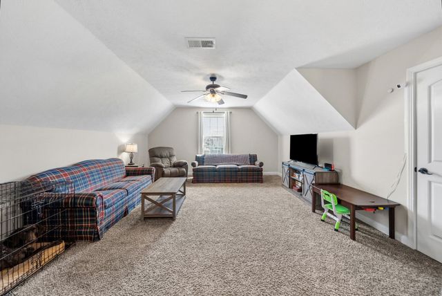 3764 Windmill Dr, Clarksville, TN 37040