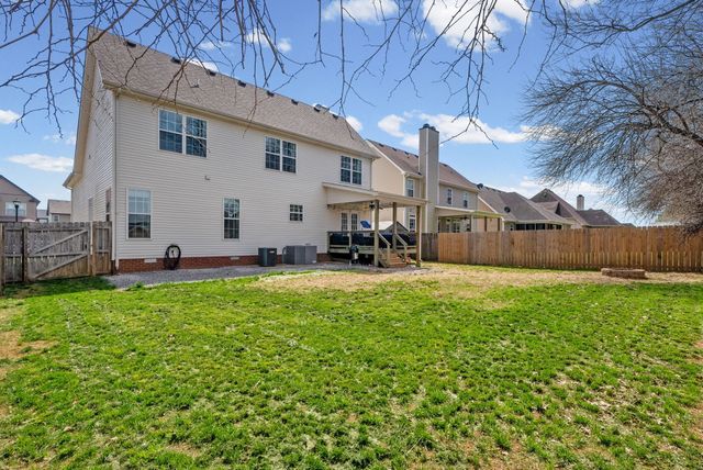 3764 Windmill Dr, Clarksville, TN 37040