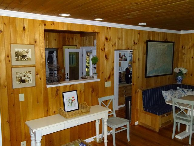 187 Linden Avenue, Branford, CT 06405