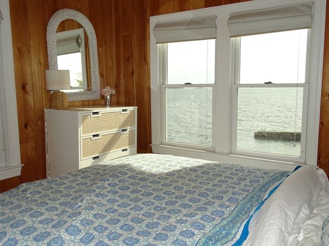 187 Linden Avenue, Branford, CT 06405