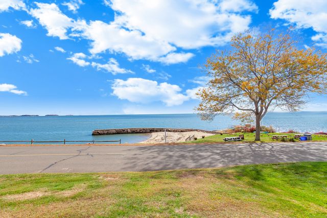 187 Linden Avenue, Branford, CT 06405