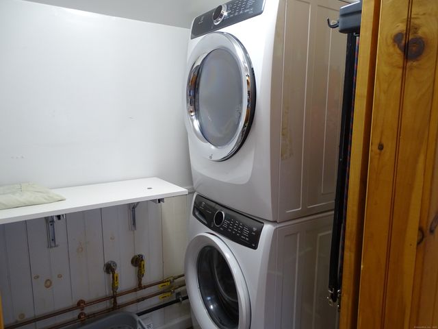 187 Linden Avenue, Branford, CT 06405