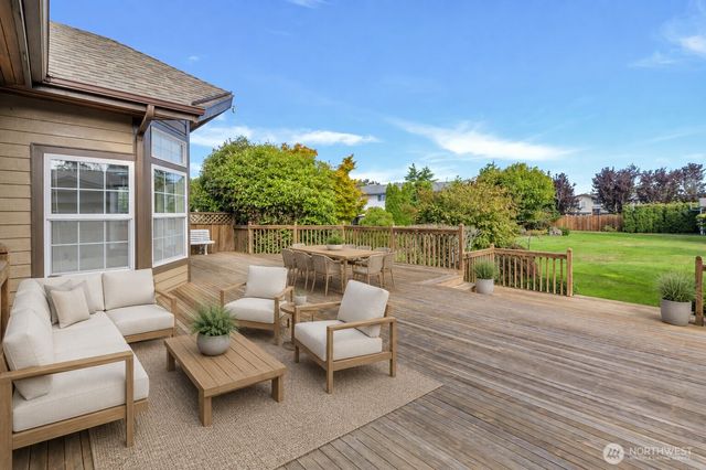 718 C Street, Blaine, WA 98230