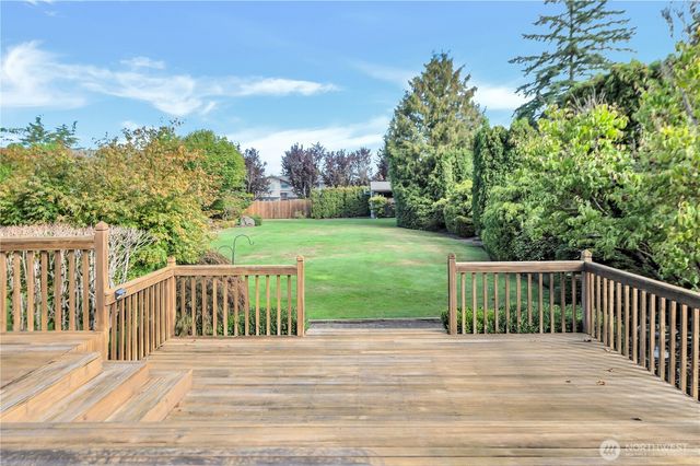 718 C Street, Blaine, WA 98230