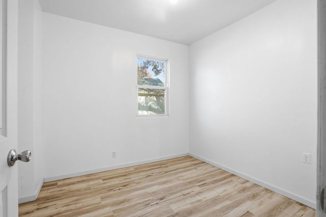 819 5th Street, Rock Island, IL 61201