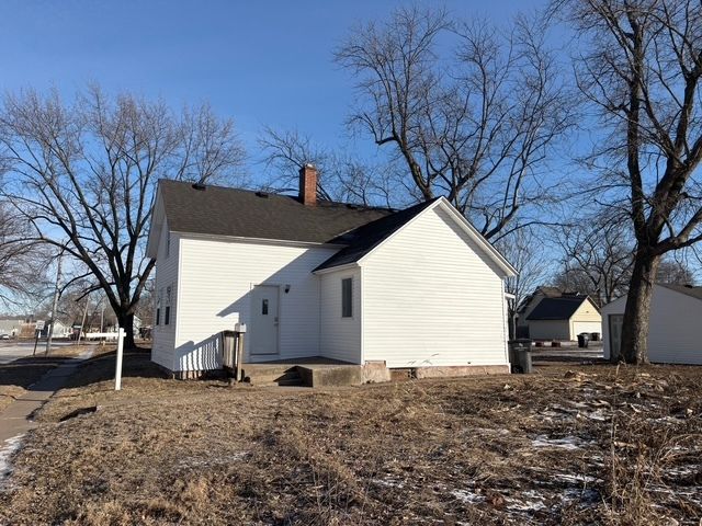 819 5th Street, Rock Island, IL 61201