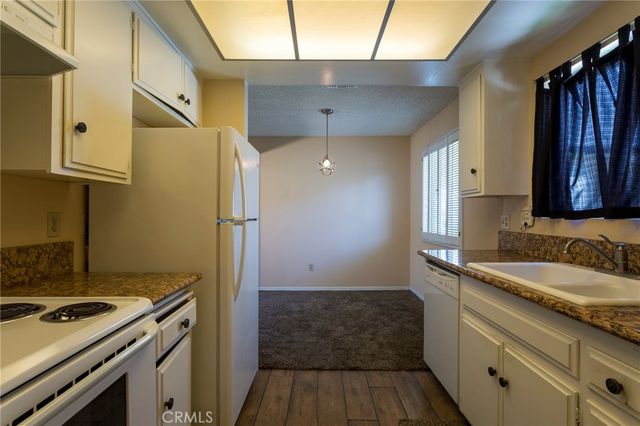 1331 Unit B Victoria Drive, Fullerton, CA 92831