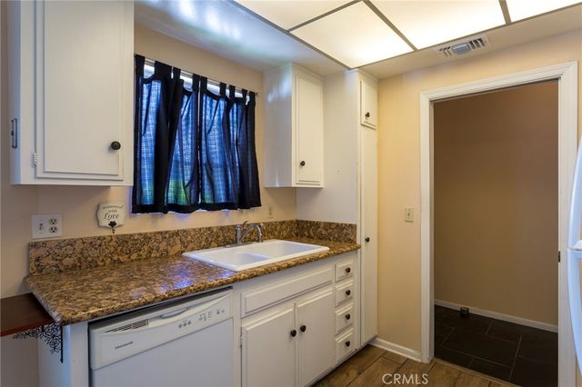 1331 Unit B Victoria Drive, Fullerton, CA 92831