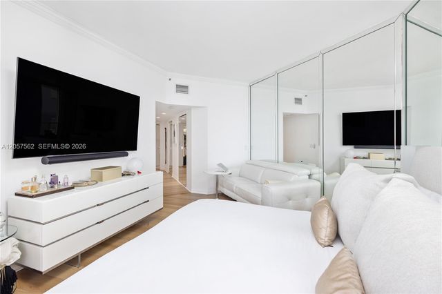 16445 Collins Ave OS25, Sunny Isles Beach, FL 33160