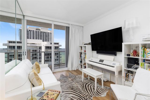 16445 Collins Ave OS25, Sunny Isles Beach, FL 33160