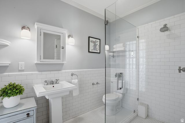 1122 E 1ST AVE, Salt Lake City, UT 84103