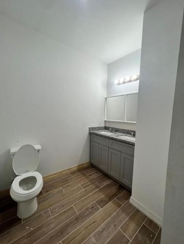 7205 Carver Road A, Houston, TX 77088