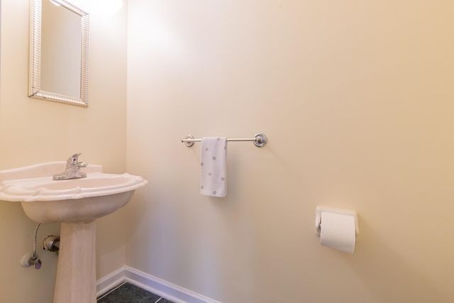 1093 ISLAND MIST CIR, Memphis, TN 38103