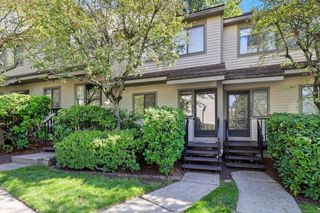2435 Bedford Street 14C, Stamford, CT 06905