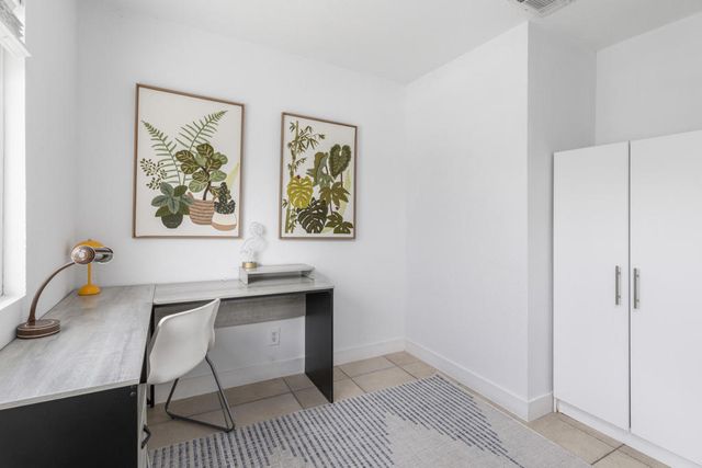 394 W Bon Air Drive, Palm Springs, CA 92262