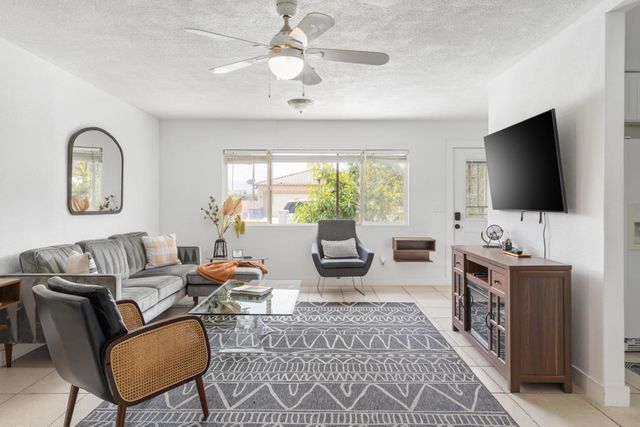 394 W Bon Air Drive, Palm Springs, CA 92262
