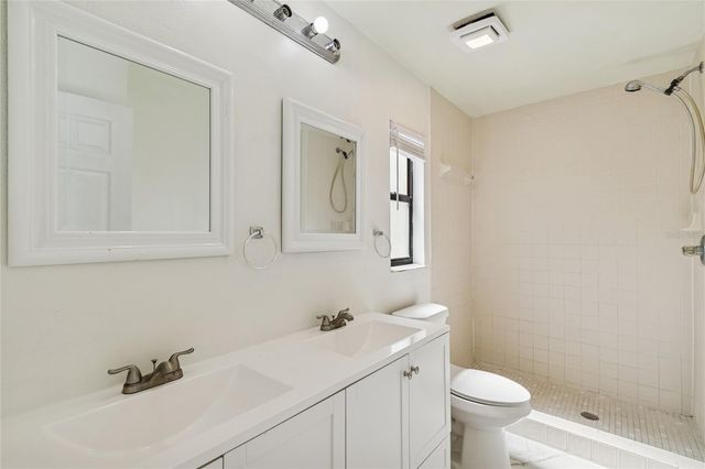 11903 STEPPINGSTONE BOULEVARD, Tampa, FL 33635