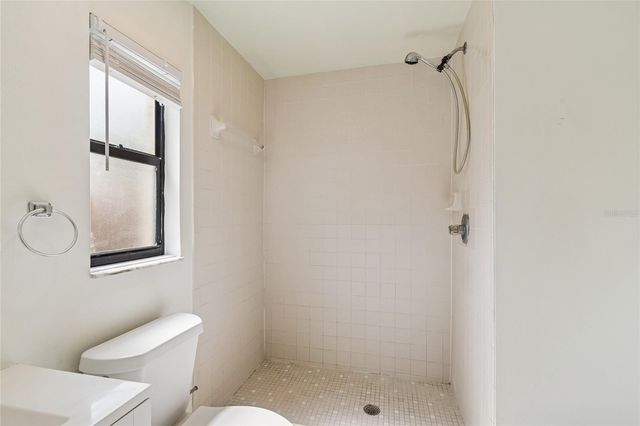 11903 STEPPINGSTONE BOULEVARD, Tampa, FL 33635