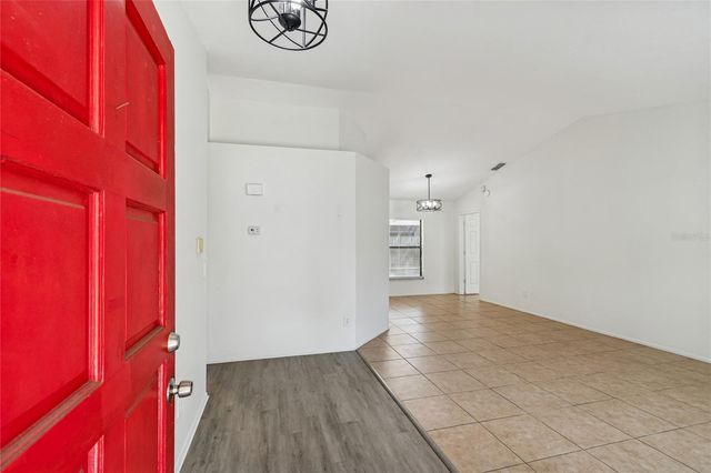 11903 STEPPINGSTONE BOULEVARD, Tampa, FL 33635