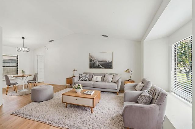 11903 STEPPINGSTONE BOULEVARD, Tampa, FL 33635