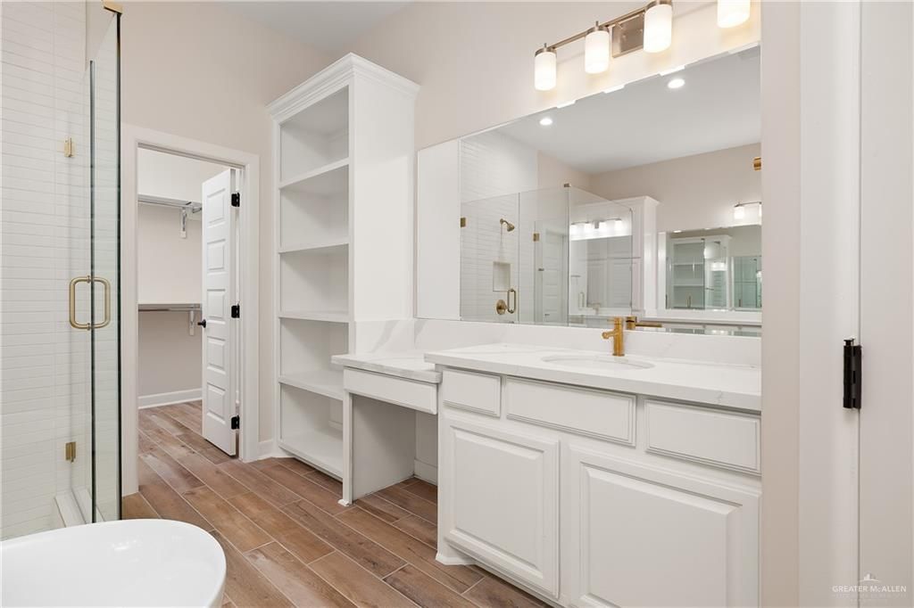 Image 11 of property listing at 14820 Aqualina Way, Mcallen, TX 78504