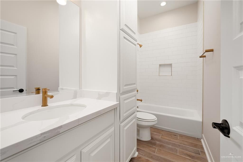 Image 15 of property listing at 14820 Aqualina Way, Mcallen, TX 78504