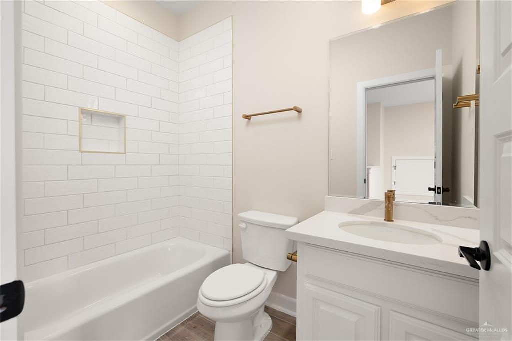 Image 19 of property listing at 14820 Aqualina Way, Mcallen, TX 78504