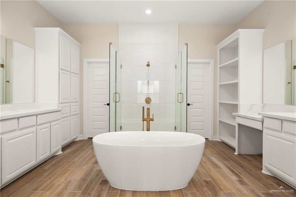 Image 9 of property listing at 14820 Aqualina Way, Mcallen, TX 78504