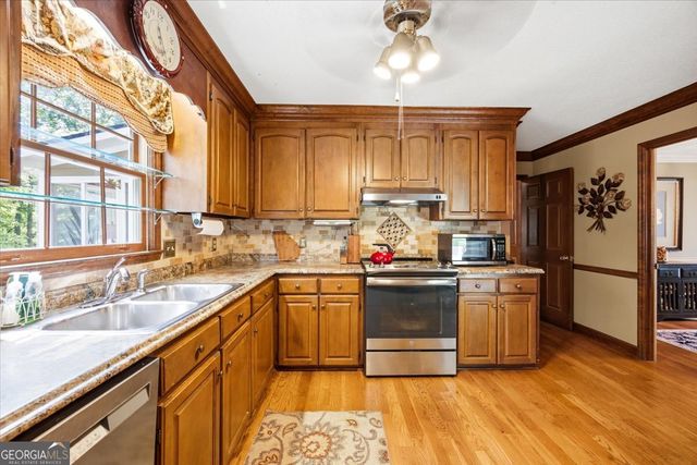 1301 Craddock Way, Macon, GA 31210