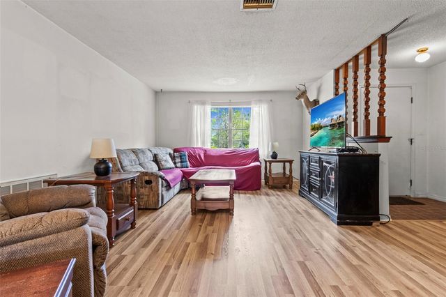 8220 E DERBY OAKS DRIVE, Floral City, FL 34436