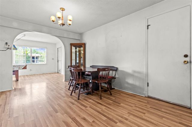 8220 E DERBY OAKS DRIVE, Floral City, FL 34436