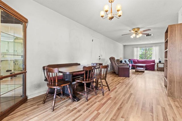 8220 E DERBY OAKS DRIVE, Floral City, FL 34436