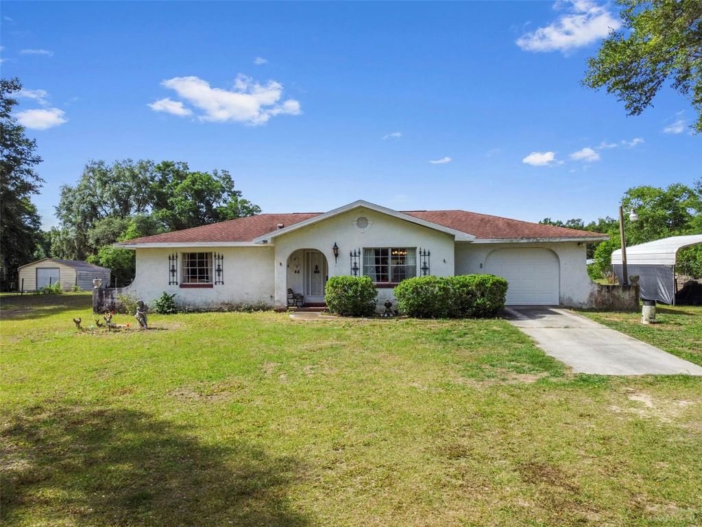 8220 E DERBY OAKS DRIVE, Floral City, FL 34436