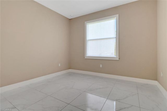 2793 72nd AVE NE, Naples, FL 34120