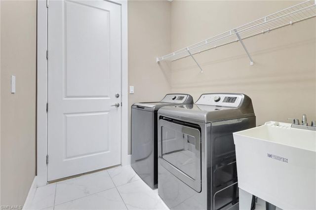 2793 72nd AVE NE, Naples, FL 34120