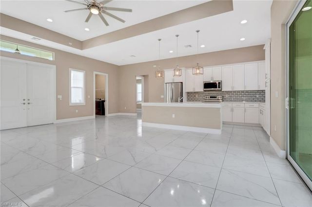 2793 72nd AVE NE, Naples, FL 34120